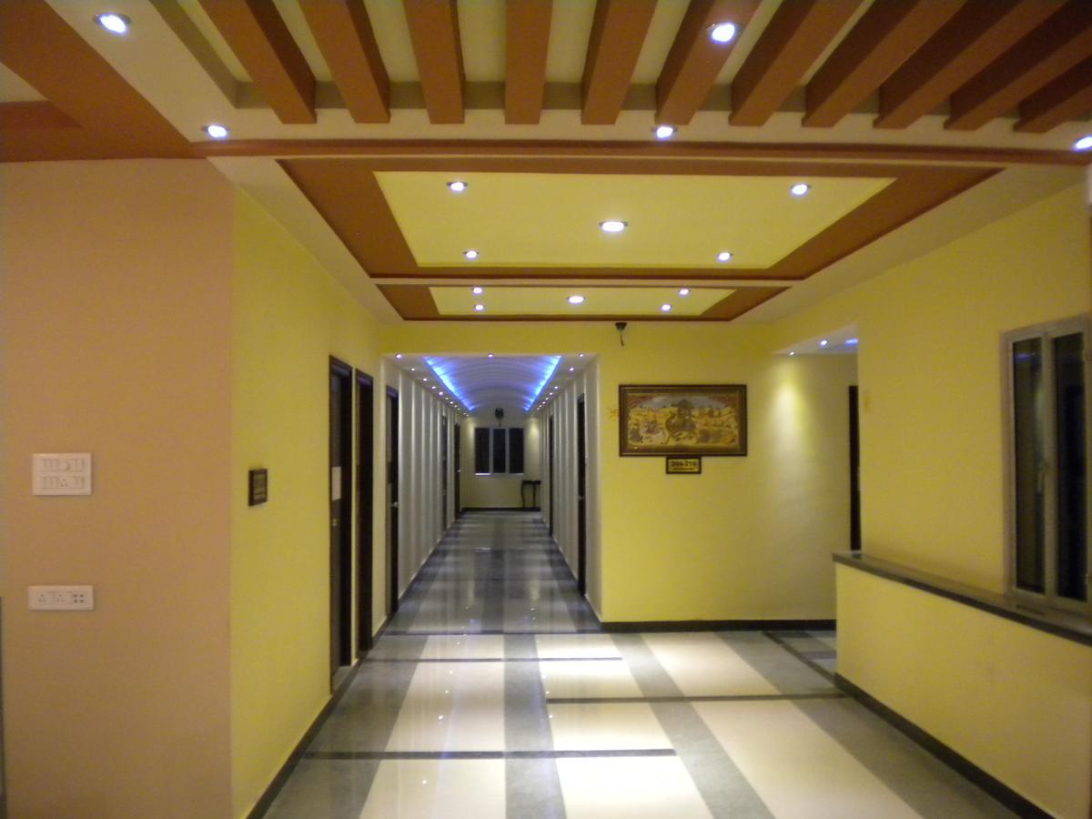 Hotel Raj Mahal ไบคาเนอร์ ภายนอก รูปภาพ